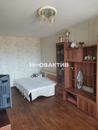 
   Продам 2-комнатную, 43 м², Нарымская ул, 19

. Фото 3.