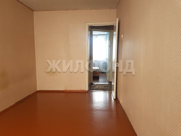 
   Продам 3-комнатную, 57.7 м², Листвянская ул, 27

. Фото 8.