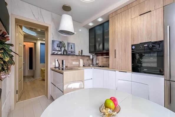 
  Сдается 3-комн. квартира, 73.5 м², Титова ул, д. 200
. Фото 2.