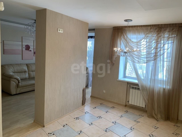 
   Продам 3-комнатную, 72.6 м², Героев Революции ул, 66

. Фото 4.