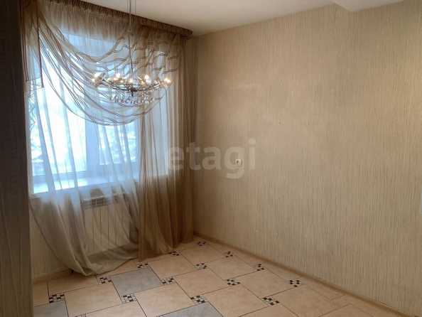 
   Продам 3-комнатную, 72.6 м², Героев Революции ул, 66

. Фото 6.