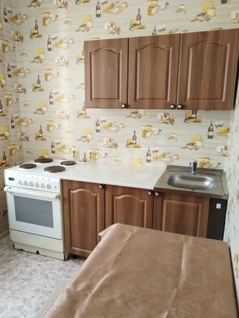 
  Сдается 1-комн. квартира, 27 м², Виктора Уса ул, д. 5
. Фото 3.