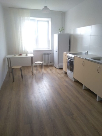 
  Сдается 1-комн. квартира, 49 м², Александра Чистякова ул, д. 2/2
. Фото 3.