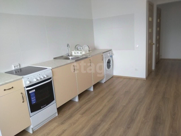 
  Сдается 1-комн. квартира, 49 м², Александра Чистякова ул, д. 2/2
. Фото 5.