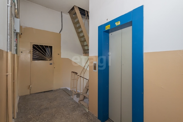
   Продам 2-комнатную, 53.4 м², Иванова ул, 32

. Фото 21.