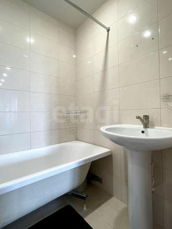 
  Продается 3-комн. квартира, 60.3 м², Невельского ул, д. 83
. Фото 12.