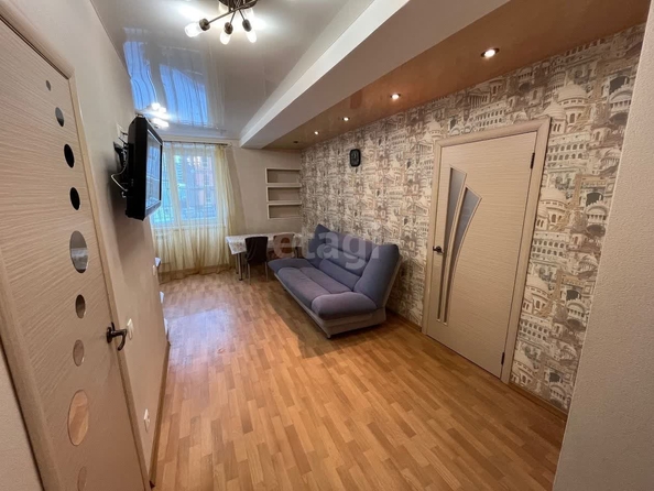 
  Сдается 2-комн. квартира, 57.2 м², Кирова ул, д. 27/3
. Фото 2.