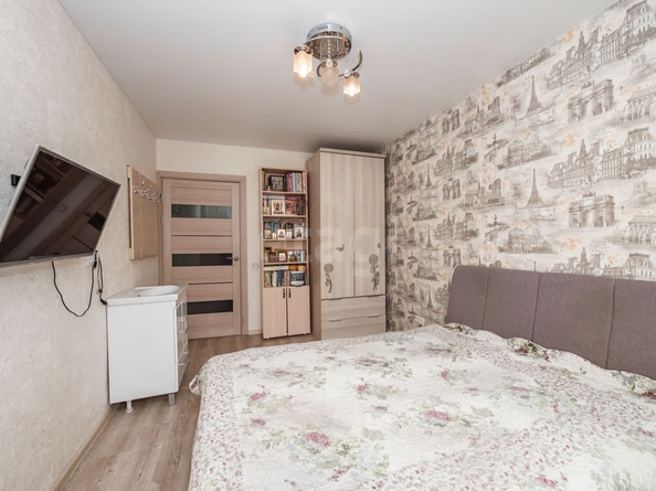 
   Продам 3-комнатную, 69.5 м², Военного городка тер, 772

. Фото 24.