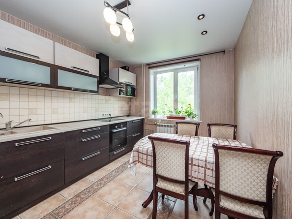 
   Продам 3-комнатную, 69.5 м², Военного городка тер, 772

. Фото 32.