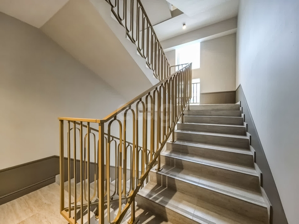 
   Продам 3-комнатную, 84.71 м², Кедровая ул, 79

. Фото 4.