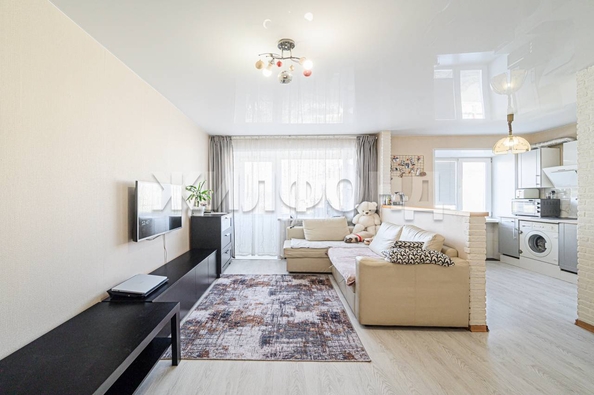 
  Продается 1-комн. квартира, 32 м², Богдана Хмельницкого ул, д. 6
. Фото 2.