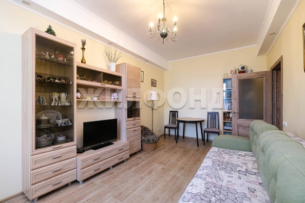 
  Продается 2-комн. квартира, 48 м², Свердлова ул, д. 11
. Фото 1.