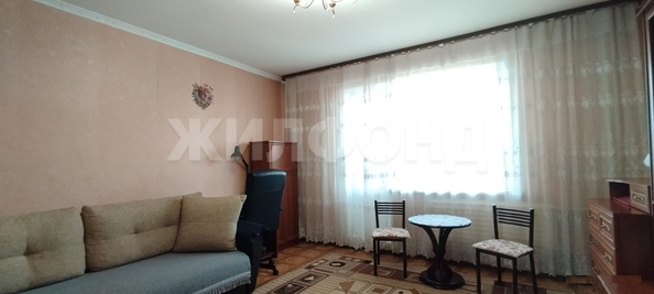 
  Сдается 2-комн. квартира, 52 м², Лазурная ул, д. 18
. Фото 2.