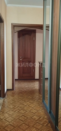 
  Сдается 2-комн. квартира, 52 м², Лазурная ул, д. 18
. Фото 8.