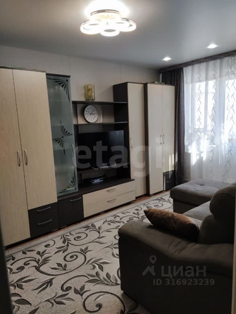 
  Продается 1-комн. квартира, 32.1 м², Есенина ул, д. 49
. Фото 4.