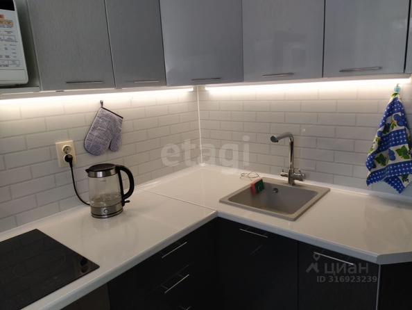 
  Продается 1-комн. квартира, 32.1 м², Есенина ул, д. 49
. Фото 18.