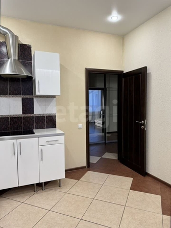 
  Продается 2-комн. квартира, 56.4 м², Пригородная ул, д. 19
. Фото 6.
