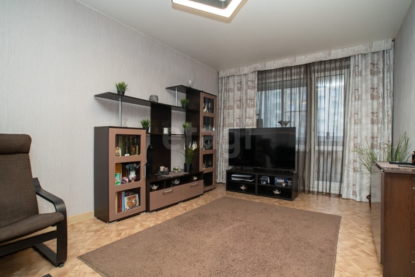 
  Продается 3-комн. квартира, 58.9 м², Полтавская ул, д. 33
. Фото 4.