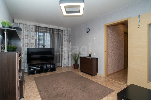 
  Продается 3-комн. квартира, 58.9 м², Полтавская ул, д. 33
. Фото 5.
