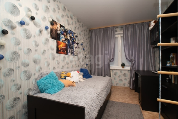 
  Продается 3-комн. квартира, 58.9 м², Полтавская ул, д. 33
. Фото 8.