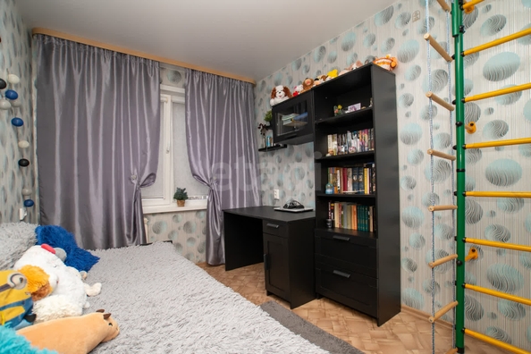 
  Продается 3-комн. квартира, 58.9 м², Полтавская ул, д. 33
. Фото 9.