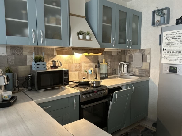 
  Продается 2-комн. квартира, 63 м², Петухова ул, д. 156
. Фото 6.