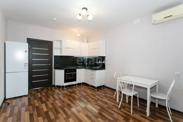 
  Сдается 2-комн. квартира, 37.7 м², Титова ул, д. 264
. Фото 2.