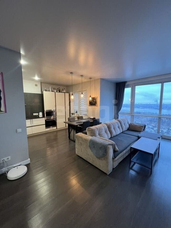 
  Продается 2-комн. квартира, 66 м², Сухарная ул, д. 101/1
. Фото 3.