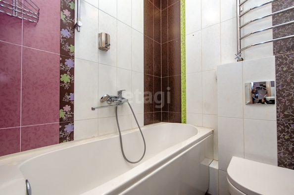 
  Продается 2-комн. квартира, 66 м², Романова ул, д. 60
. Фото 17.