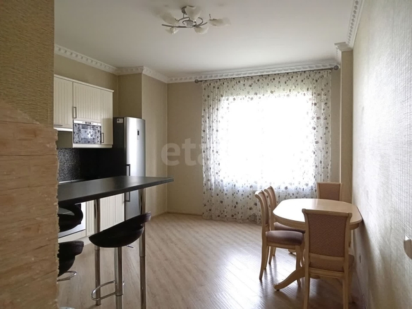 
  Продается 2-комн. квартира, 90.2 м², Кирова ул, д. 25
. Фото 9.