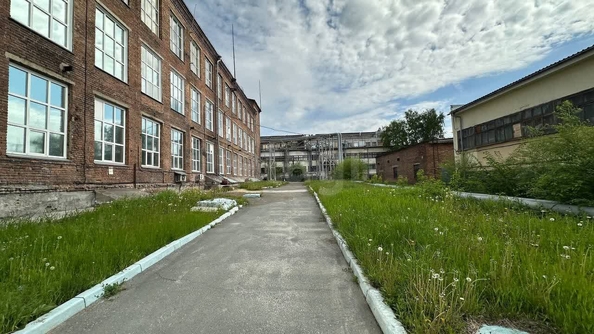 
  Сдается производственное помещение, 400 м², Декабристов ул, д. 275к6
. Фото 4.