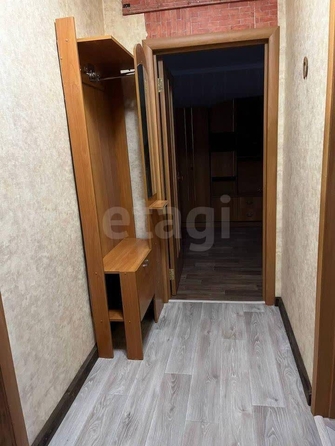 
  Продается 2-комн. квартира, 43.8 м², Есенина ул, д. 21
. Фото 7.