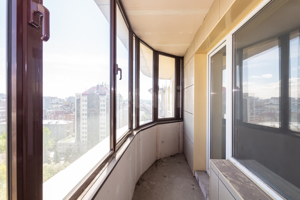 
  Продается 3-комн. квартира, 122.7 м², Урицкого ул, д. 21
. Фото 28.