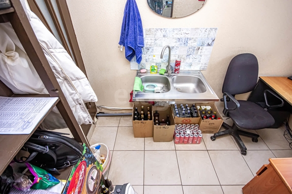 
  Сдается торговая площадь, 70.6 м², Красный Факел ул, д. 24а
. Фото 19.
