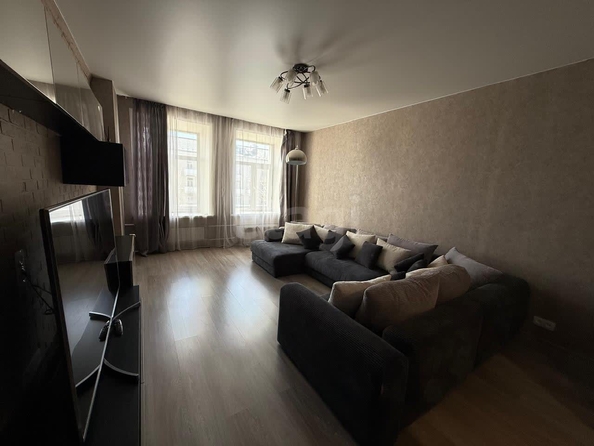 
  Продается 3-комн. квартира, 89.7 м², Дзержинского пр-кт, д. 75
. Фото 6.