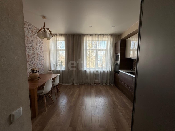 
  Продается 3-комн. квартира, 89.7 м², Дзержинского пр-кт, д. 75
. Фото 10.