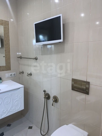 
  Продается 4-комн. квартира, 95.3 м², Линейная ул, д. 53/1
. Фото 3.