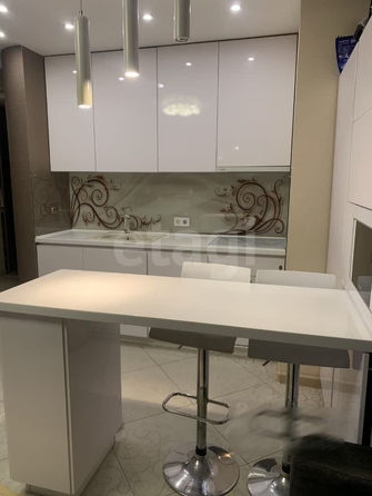 
  Продается 4-комн. квартира, 95.3 м², Линейная ул, д. 53/1
. Фото 6.