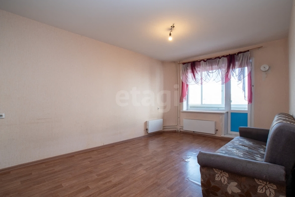 
  Продается 1-комн. квартира, 37.5 м², Петухова ул, д. 99/2
. Фото 2.