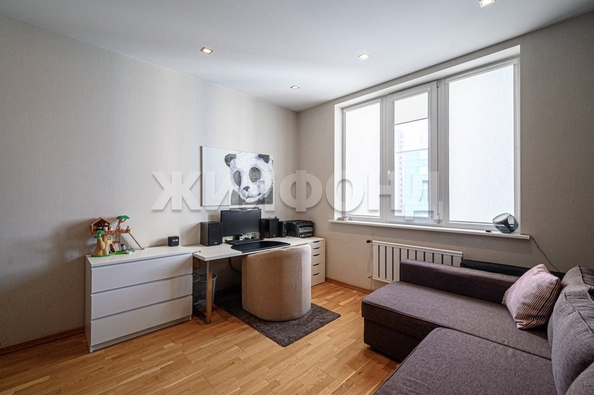 
  Продается 3-комн. квартира, 77 м², Державина ул, д. 77/1
. Фото 16.