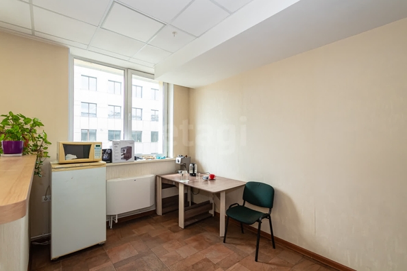 
  Сдается офис, 150 м², Депутатская ул, д. 46
. Фото 1.