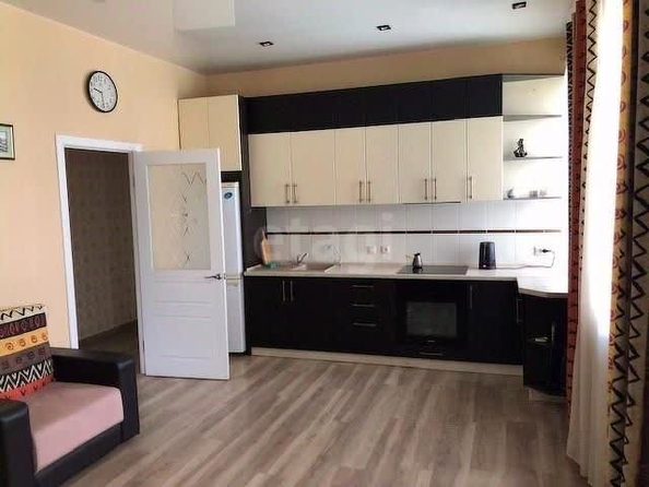 
  Сдается 3-комн. квартира, 80 м², Коммунистическая ул, д. 26
. Фото 2.