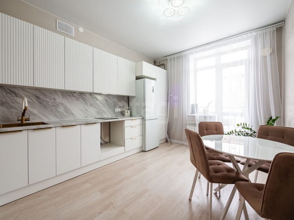 
  Продается 1-комн. квартира, 43.4 м², Кирова ул, д. 342
. Фото 10.