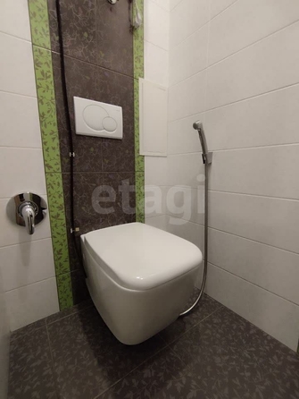 
  Продается 2-комн. квартира, 64.9 м², Колхидская ул, д. 31
. Фото 11.