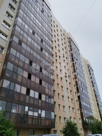 
  Продается 2-комн. квартира, 57 м², Сухарная ул, д. 76/1
. Фото 2.