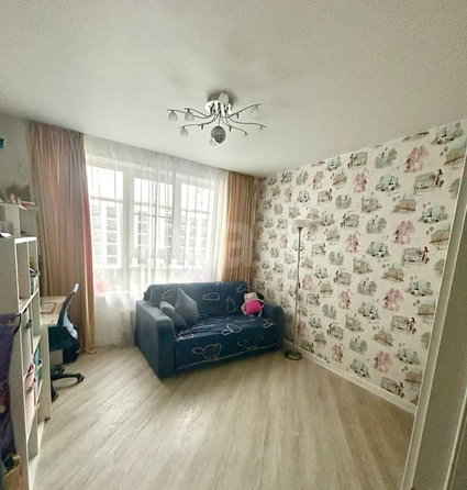 
  Продается 2-комн. квартира, 71 м², Владимира Заровного ул, д. 38
. Фото 9.