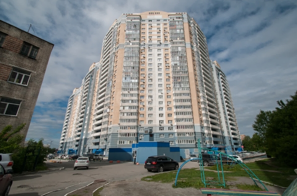 
  Продается 1-комн. квартира, 49.6 м², Военная ул, д. 16
. Фото 1.
