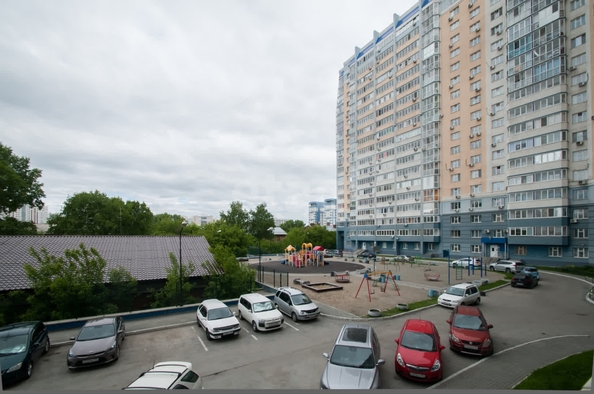 
  Продается 1-комн. квартира, 49.6 м², Военная ул, д. 16
. Фото 3.