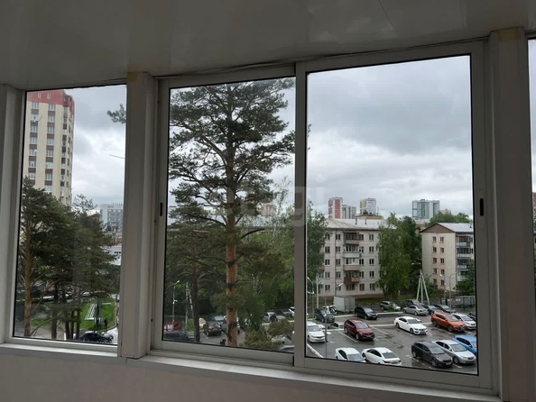 
  Продается 1-комн. квартира, 37.4 м², Залесского ул, д. 2/4
. Фото 8.