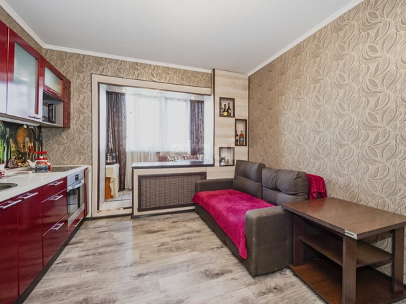 
  Продается 1-комн. квартира, 27.9 м², Тамбовская ул, д. 39
. Фото 2.